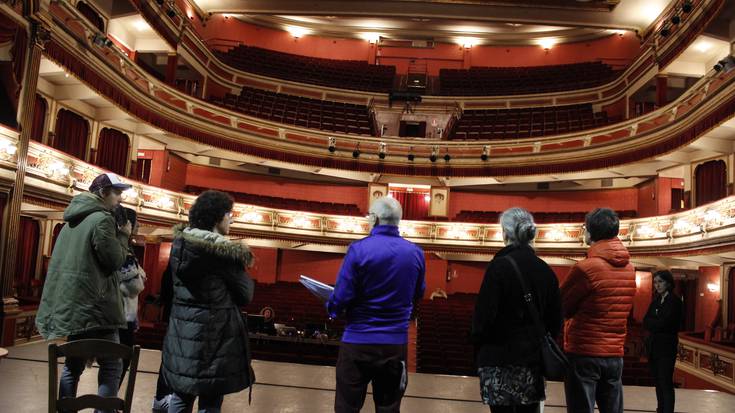 Principal antzokia berritzeko azterlana eskatu du Udalak