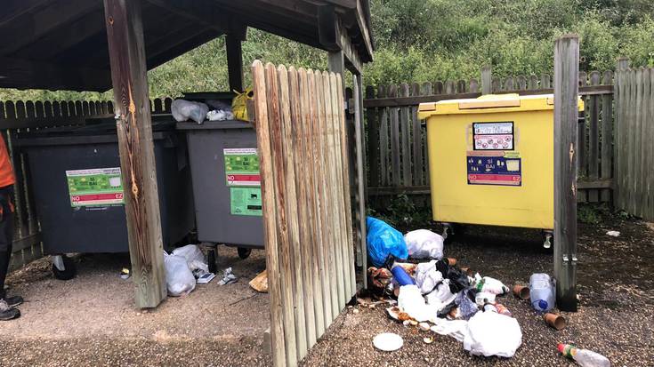 Arazoak sortu ditu jende oldeak herri txikietan