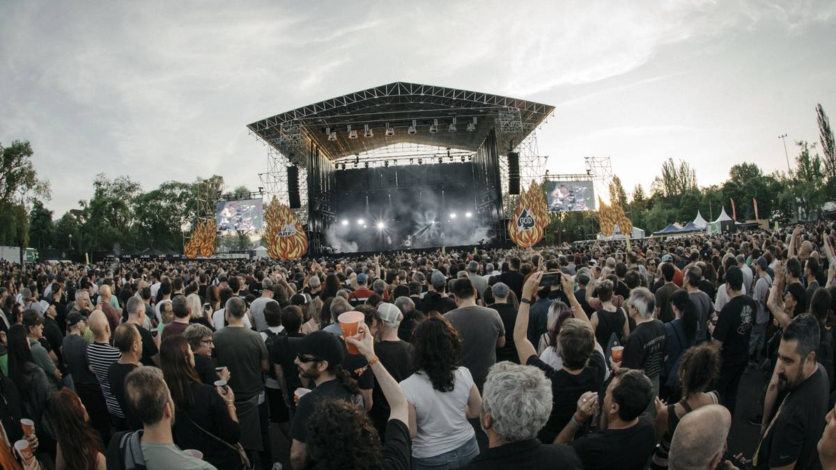 Bihar abiatuko da Azkena Rock Festival