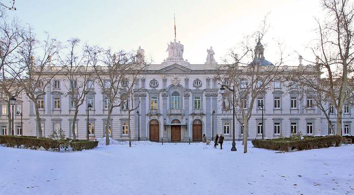 Auzitegi Gorenak adingabeen abusatzaile baten zigorra erdira murriztu du