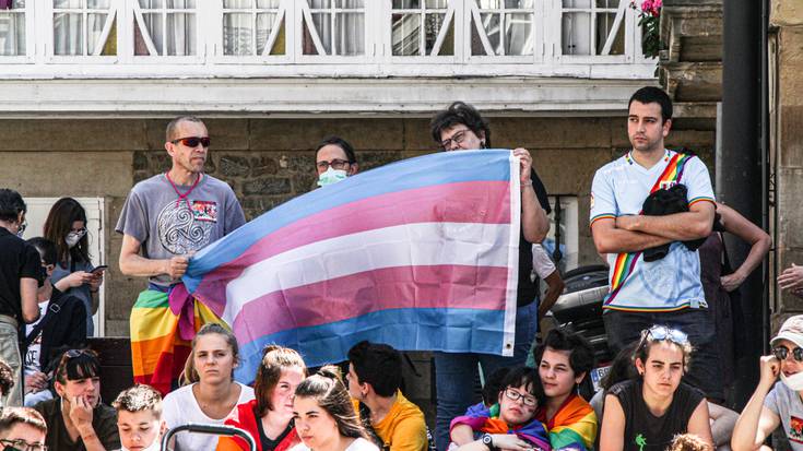 Eraso transfobo eta arrazista baten berri eman du Ikusgunek