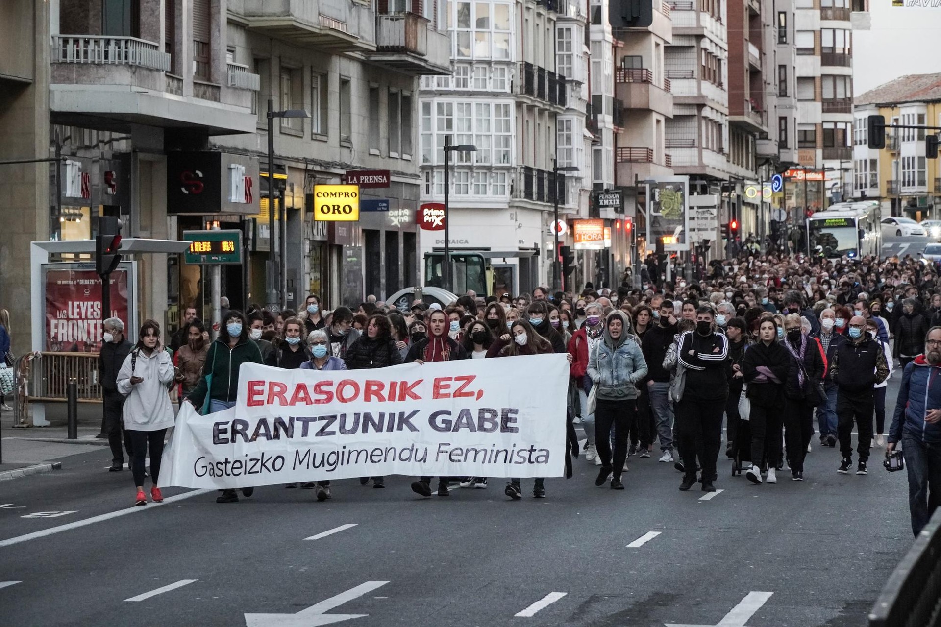 Emakume bati erasotzeagatik 30 urteko gizonezko bat atxilotu dute Gasteizen