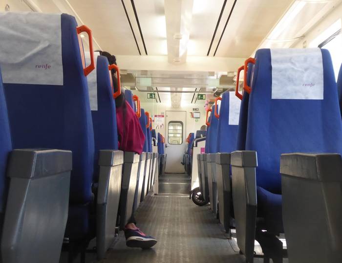 Maiztasun gehiago eskatu du Aguraingo Udalak tren zerbitzu berrian