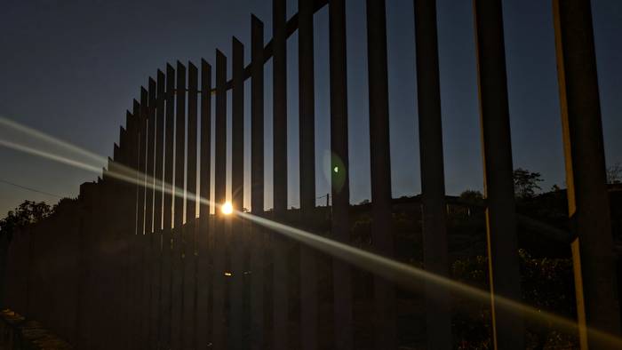 Eguzkia ikusteko zain