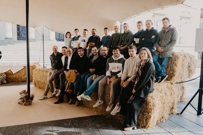 Hemezortzi gazte batu dira lehen sektorera