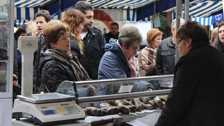 114 saltzaile bilduko ditu gaur Gabonetako Nekazaritza Azokak