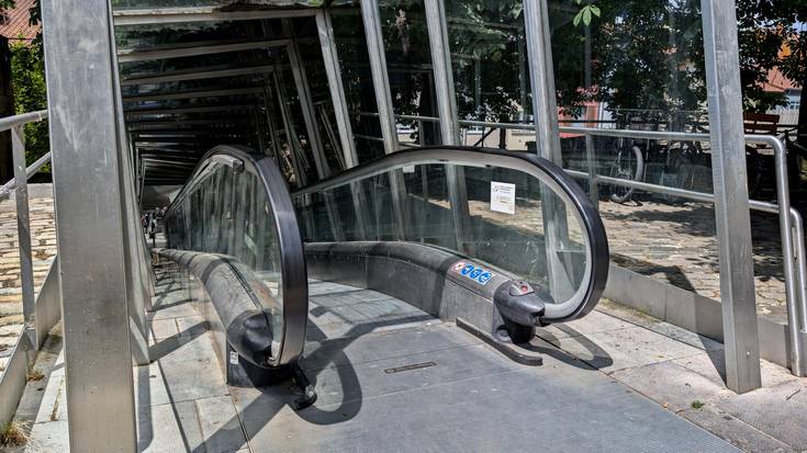 Gasteizko aldapa mekanikoek abisu telematikoak emango dituzte