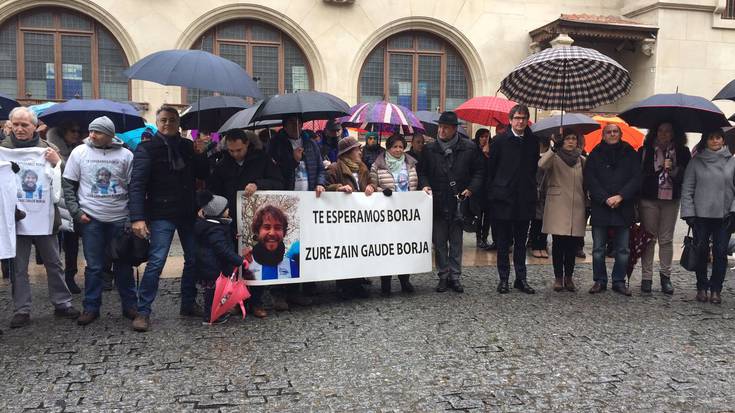 Borja Lazaro gogoratu dute Gasteizen