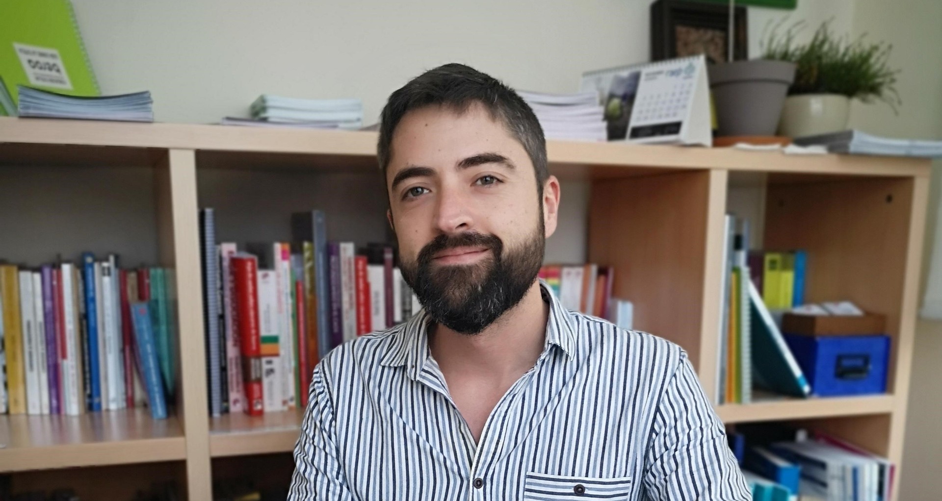 "Suizidak hil nahi duela uste dute nerabeek; eta mito bat da"
