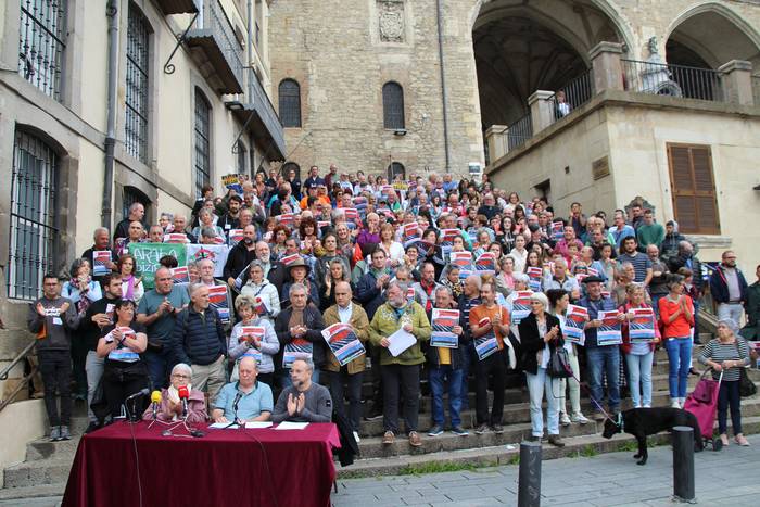 Gorbeialdeak aldarrikatu du "natura eta lurraldea errespetatuz" egin behar dela trantsizio energetikoa