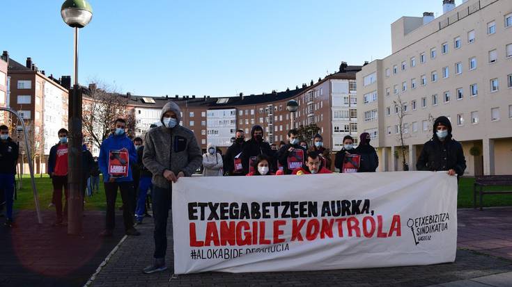 Alokabidek lau seme-alabako familia bat etxegabetuko du Lakuan