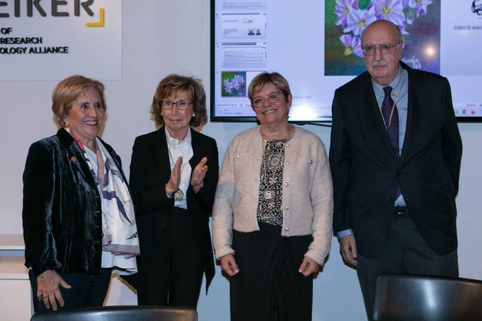 Amaia Ortiz ikertzailearen ibilbidea aitortu dute