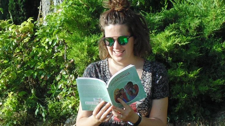 "Mahai gainean jartzen ez diren gaiak aurkeztu nahi izan ditut"