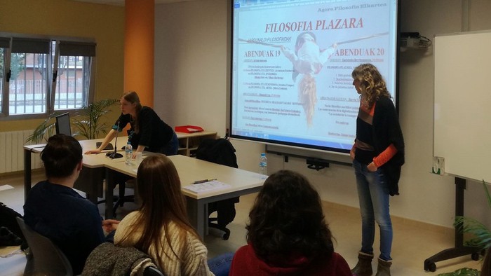 "Filosofia ikasgaitzat hartzen duen ideia apurtu nahi dugu"