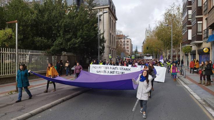 'Ez bazara konponbidea, arazoa zara': azaroaren 25eko lelo nagusia