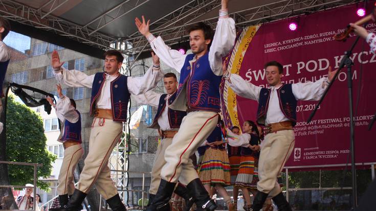 Poloniako Legnicako nazioarteko dantza jaialdian da Indarra taldea