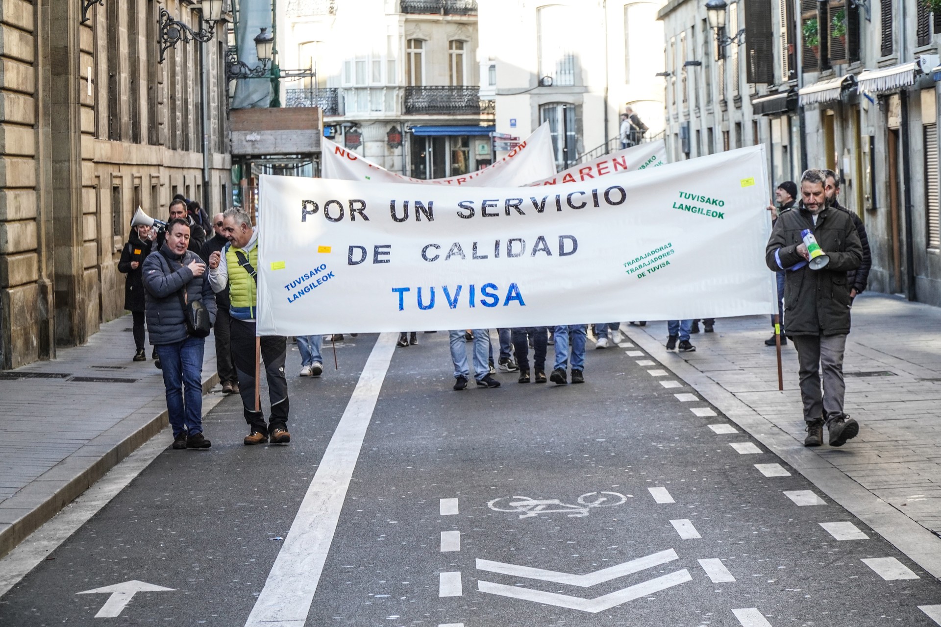 Aurrera doa Tuvisako langileen greba mugagabea