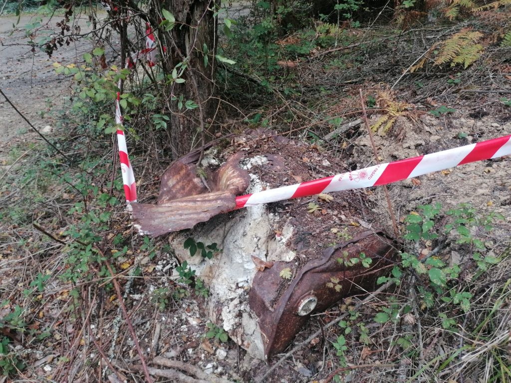 Aramaioko Udalak argitu du lindanoa izan dezakeen bidoia bere lurretatik kanpo dagoela