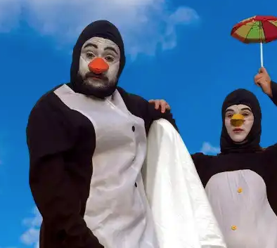 [GASTEIZKO JAIAK] 'Hau beroa!', Oihulari Klown