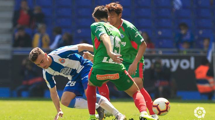 Alavesek punturik urratu ezinik jarraitzen du