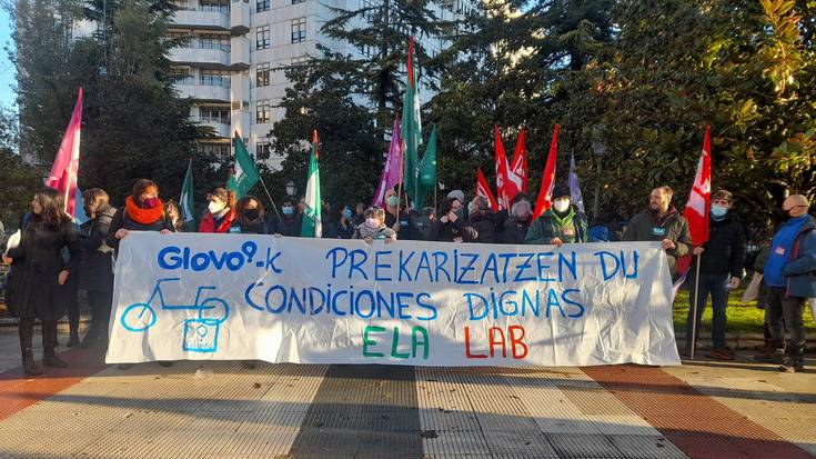 Glovoko riderren lana aitortzeko lehen epaiketa Araban