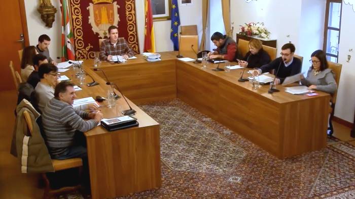 EH Bilduk EAJri babesa kendu dio Guardian