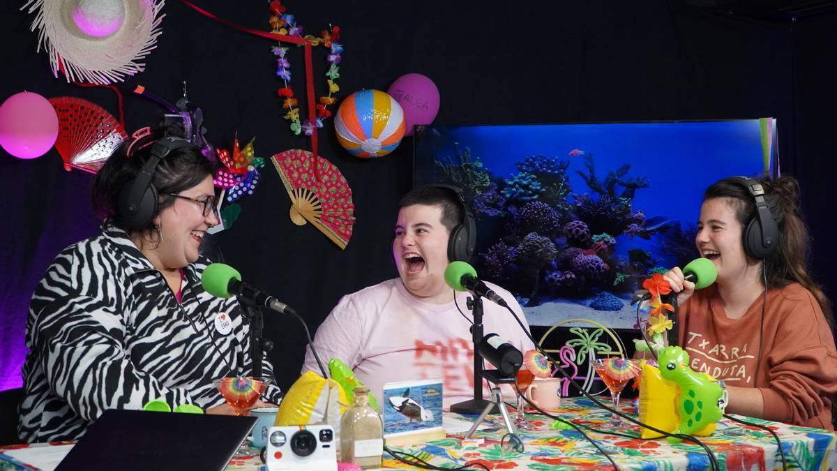 B-ALEA | "Idazle guztiok daukagu parte egozentriko bat"