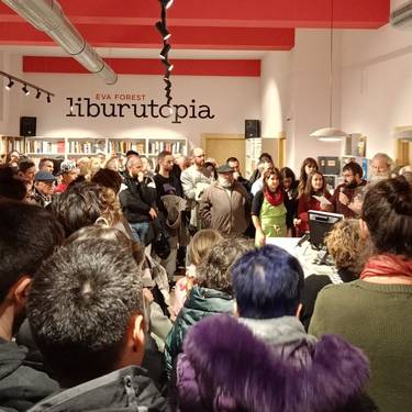 'Beste zerbait', Danele Sarriugarte