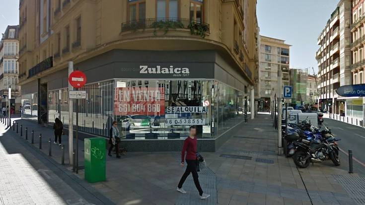 Saltoki berri baten ordutegi zabalak hautsak harrotu ditu Gasteizen 