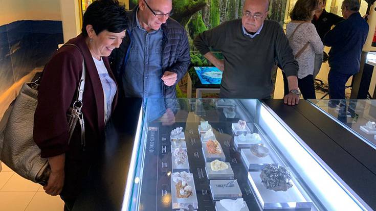 Mineral bilduma garrantzitsua jaso du Natura Zientzien Museoak