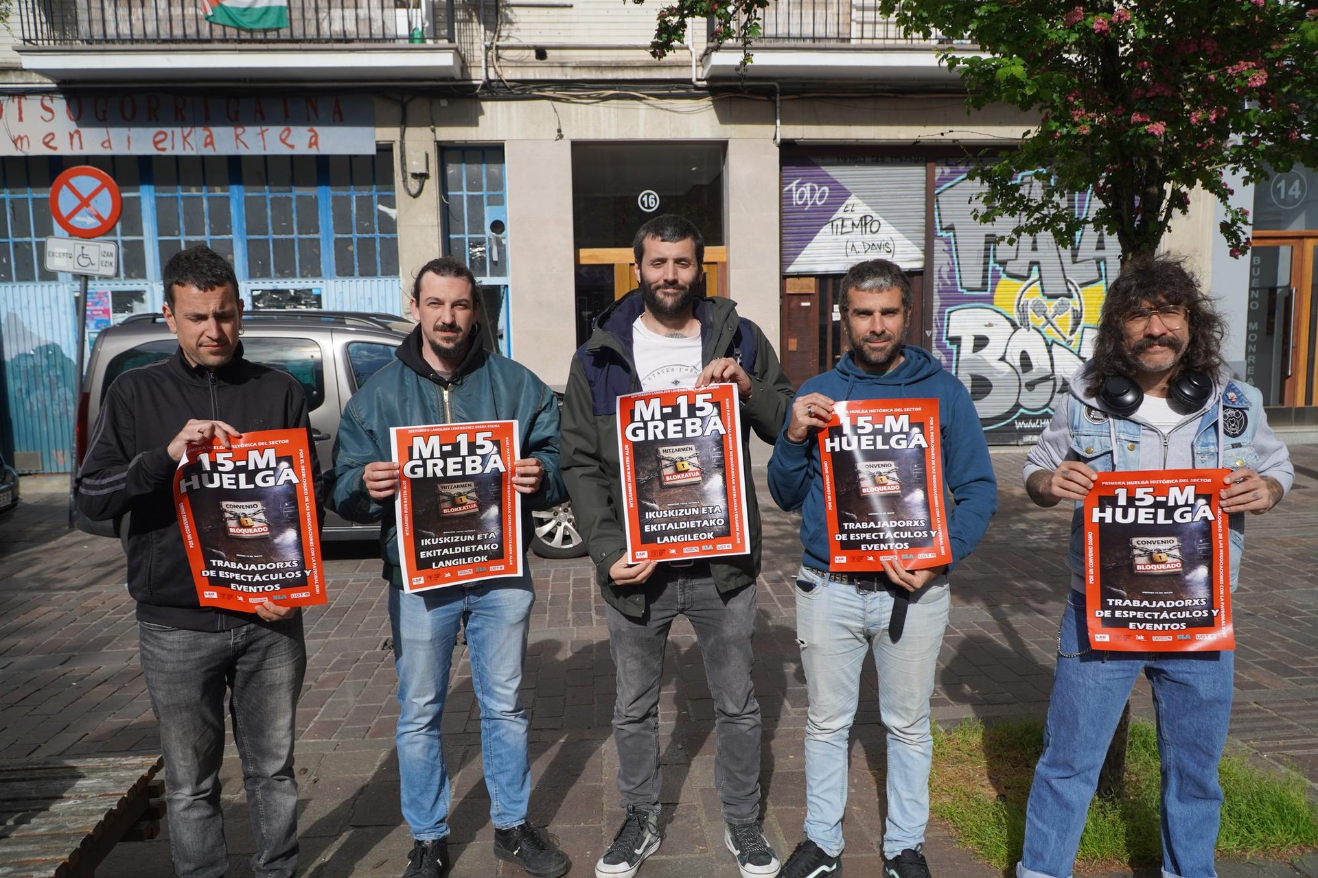 "Maiatzaren 15ean saiatu eserlekuak hutsik uzten"