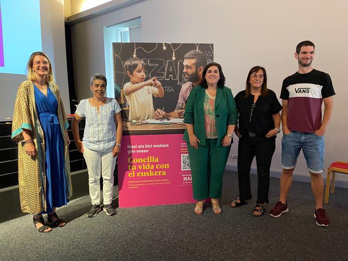 Euskara ikasteko udal ikastaroetan 900 plaza eskainiko dituzte