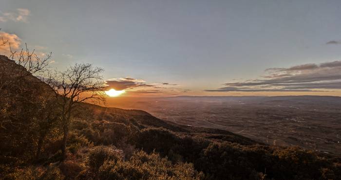 Festa dator, baita zerutik ere