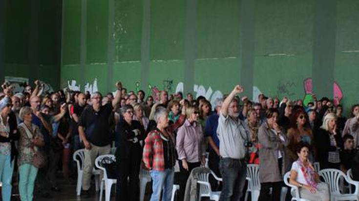 Sabin Aranari omenaldia, iruditan