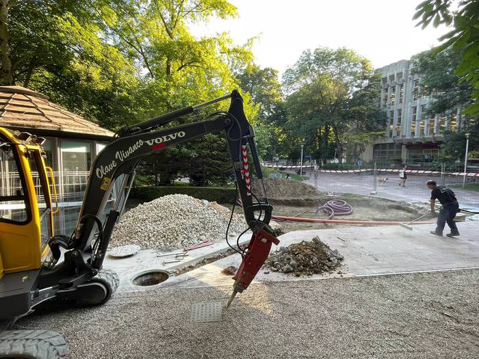 Komun publiko bat jarriko dute Florida parkean