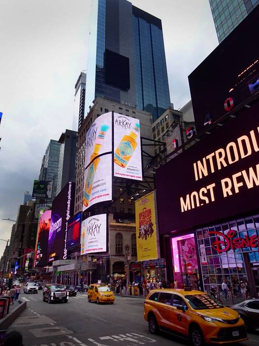 Publizitatez gainezka