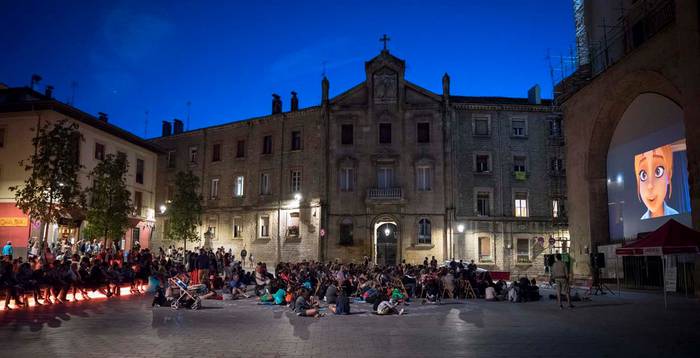 Gasteizko hamalau plaza, uda honetan kultura eta ikuskizunak hartzeko
