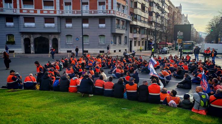 Akordiorik gabe amaitu da Tubos Reunidosen negoziazio epea