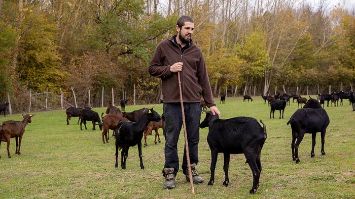 Zelaitxo baserrira bisita