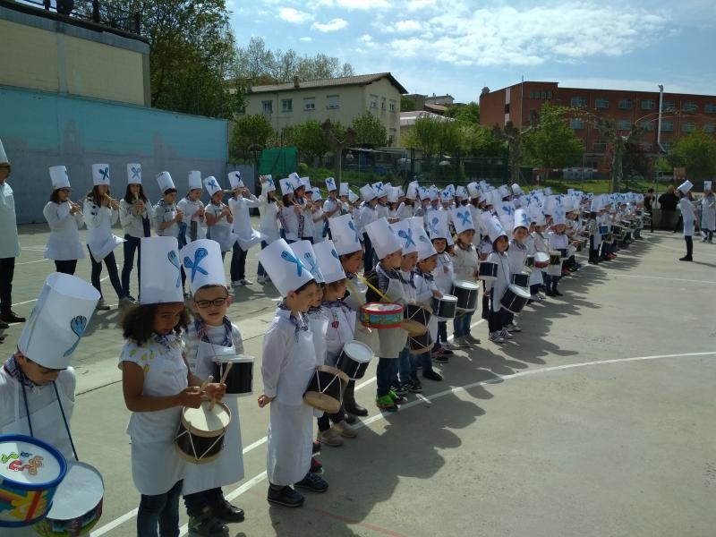San Prudentzio zaindariaren danborrada Lautada Ikastolan