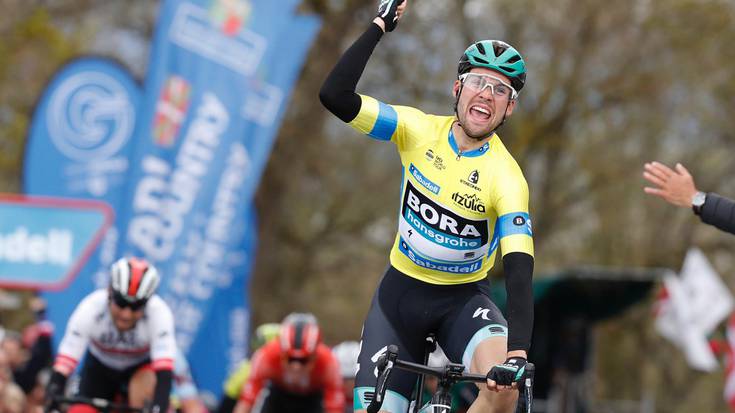 Itzuliaren laugarren etapa Gasteiztik abiatu da