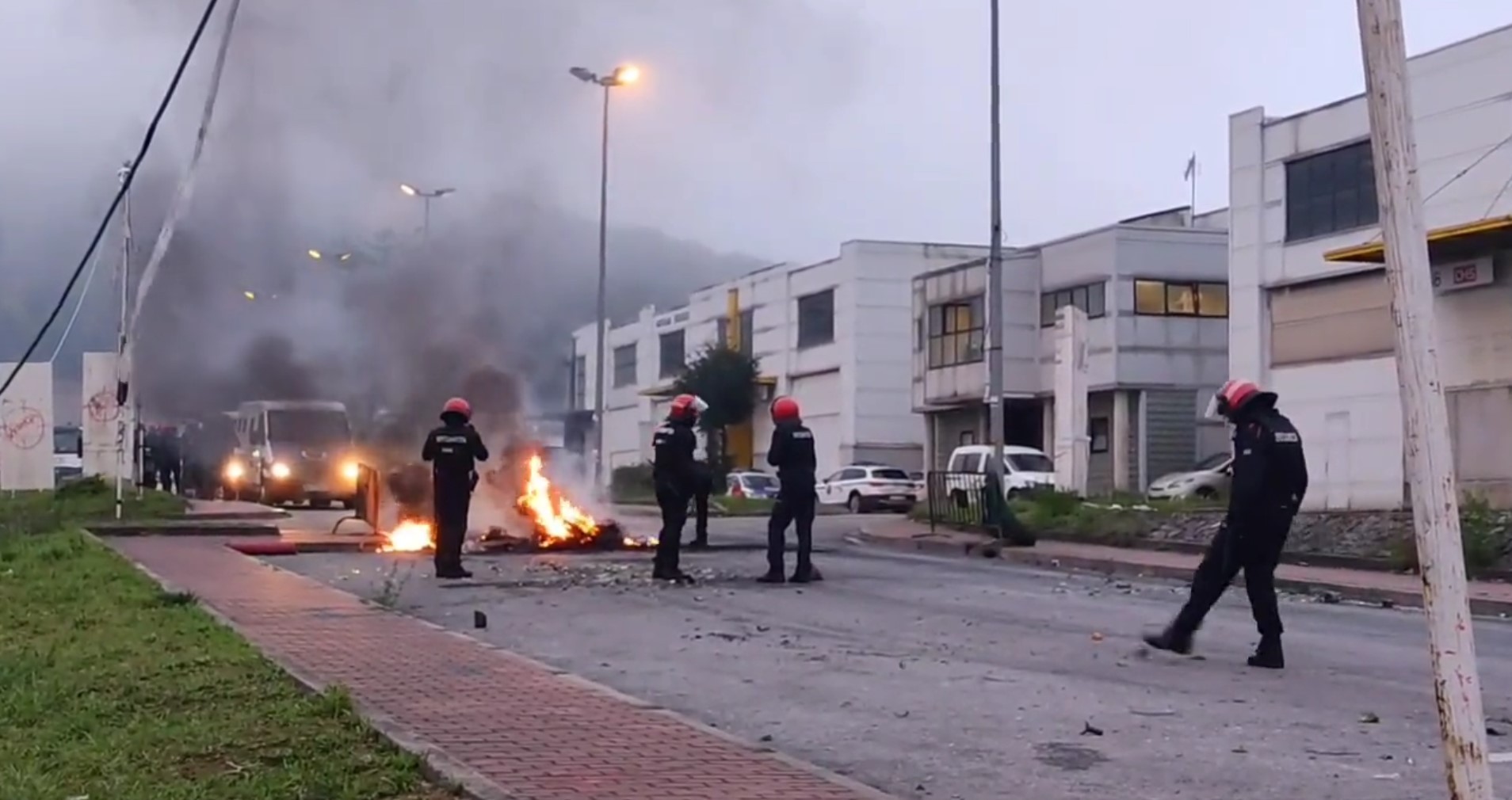 Tubacexeko grebak aurrera jarraitzen du, negoziazioak porrot egin ostean