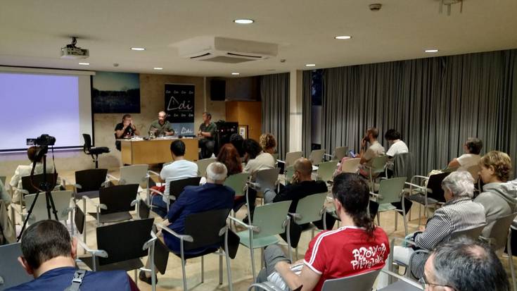 "Ustelkeriaren arazoa ez dira pipita batzuk, usteldutako meloi bat baizik"