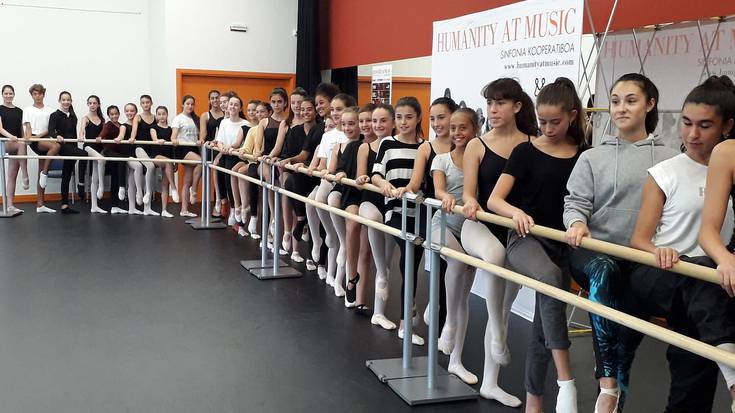 ‘Humanity at Music’ sinfonia kooperatiboa izango da hilaren 14an, Buesa Arenan