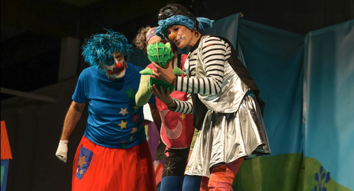 'Zerua lapurtu dute' ikuskizuna eskainiko dute Gasteizen Porrotx, Marimotots, Pupu eta Lore pailazoek