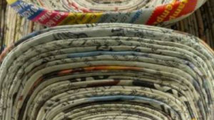 Paperarekin birziklatzen: 'Beldurrak uxatzeko paperezko gauzak'