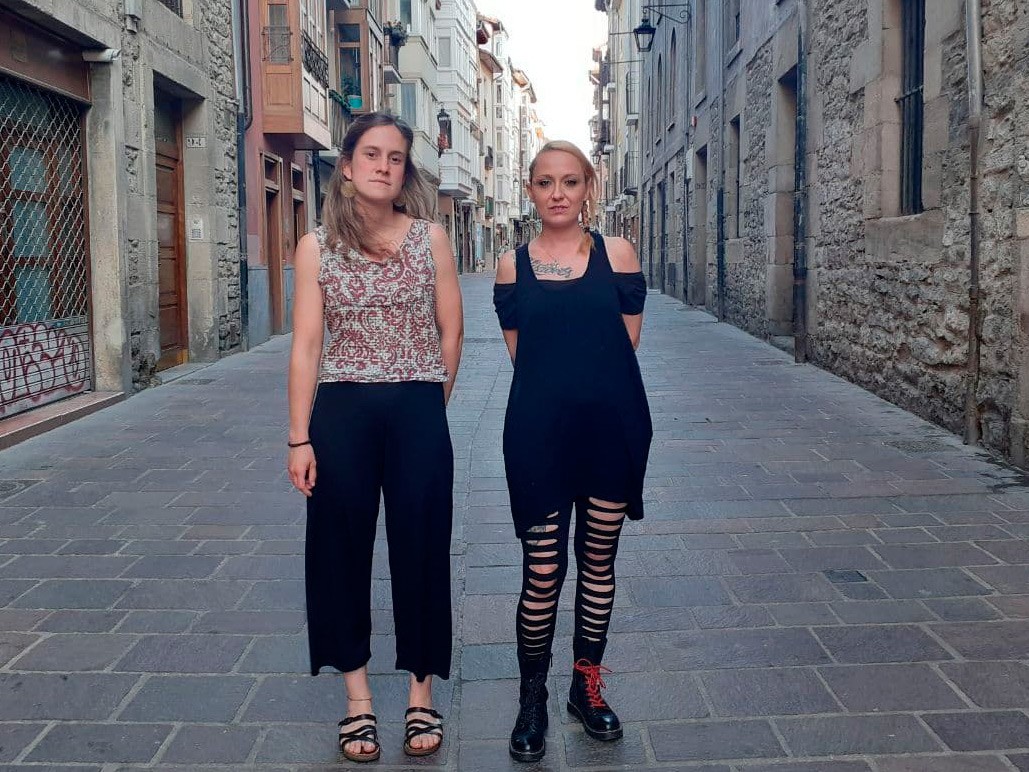 "Pobrezia kriminalizatu eta iritzi publikoarekin jolastu dute"