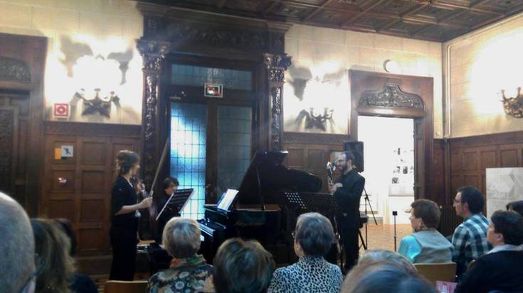 Estreinaldiekin dator XV. Bernaola jaialdia