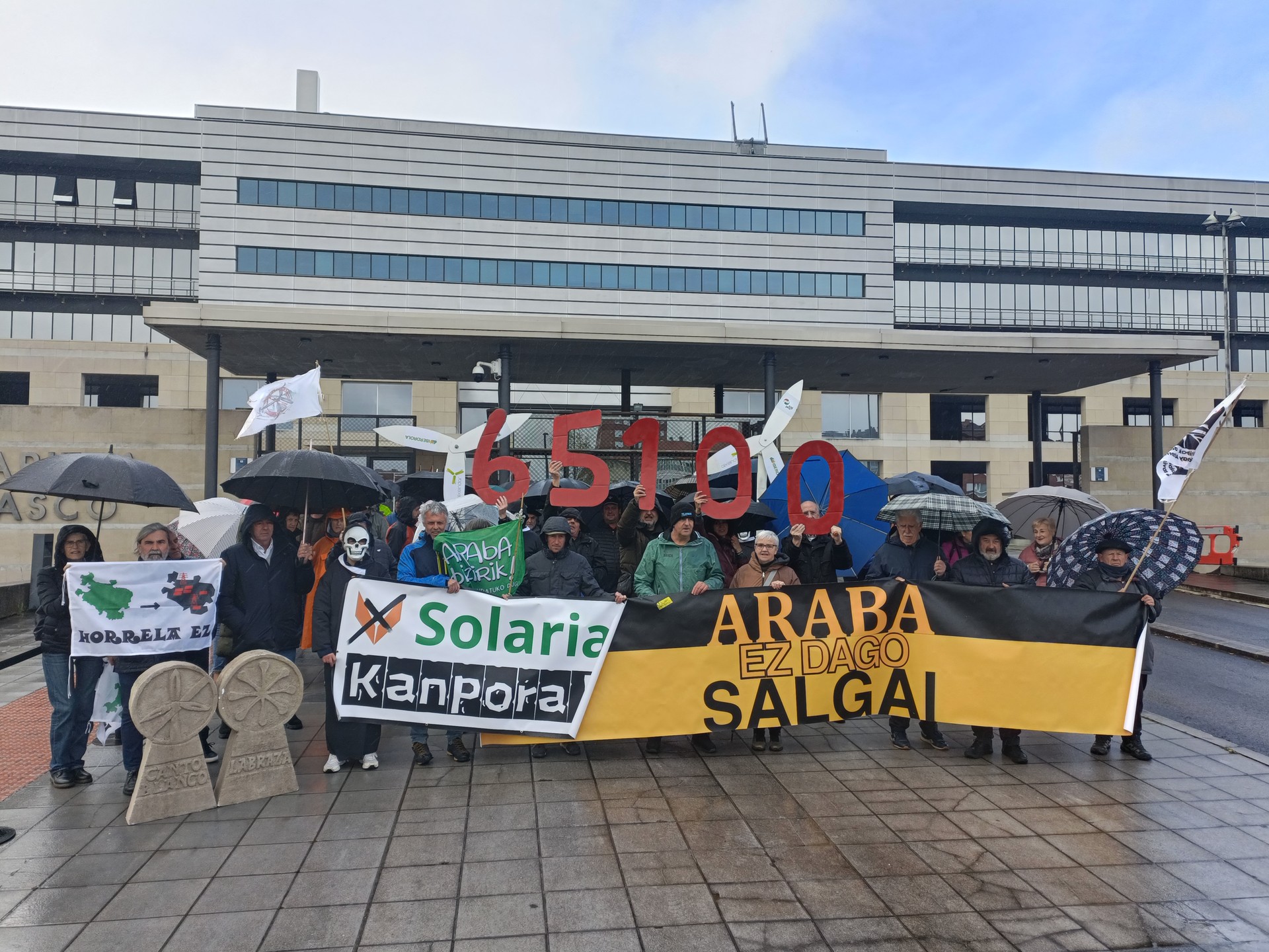7.200 alegazio aurkeztu dituzte Solariaren makroproiektuen aurka