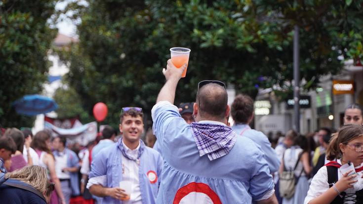 Jaien lehenengo itzultzeko paseilloak jendetza bildu du